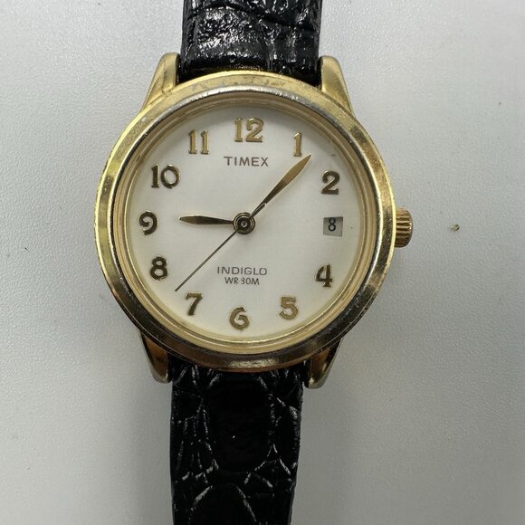 3/$30 Timex Watch Women Gold Tone Patent Leather Band New Battery 8.5 Inch - Picture 1 of 13
